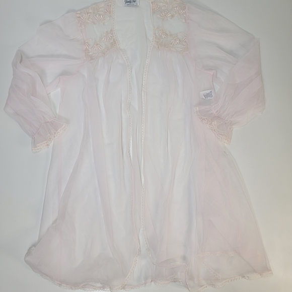 Vanity Fair Vintage Soft Pink Sheer Open Duster Rober, Floral Applique, EUC, szS - Picture 2 of 9